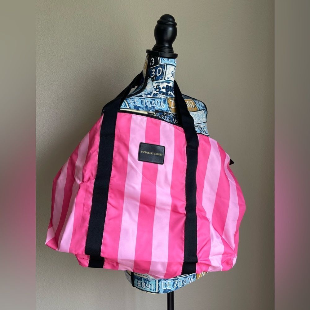 New Victoria’s Secret striped nylon beach bag.